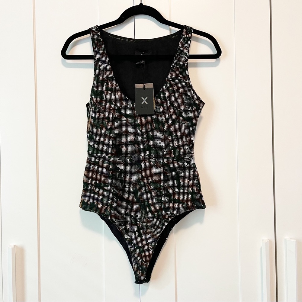 X by NBD It Girl Embellished Bodysuit in Green & Gunmetal x revolve - Picture 4 of 8